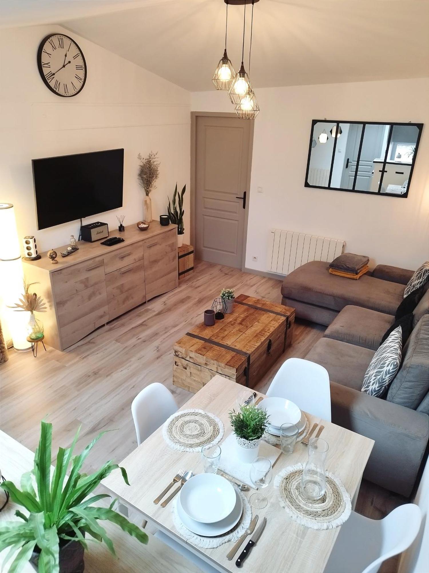 Sous Les Toits De Millau - Appartement Cosy Et Chaleureux Bagian luar foto