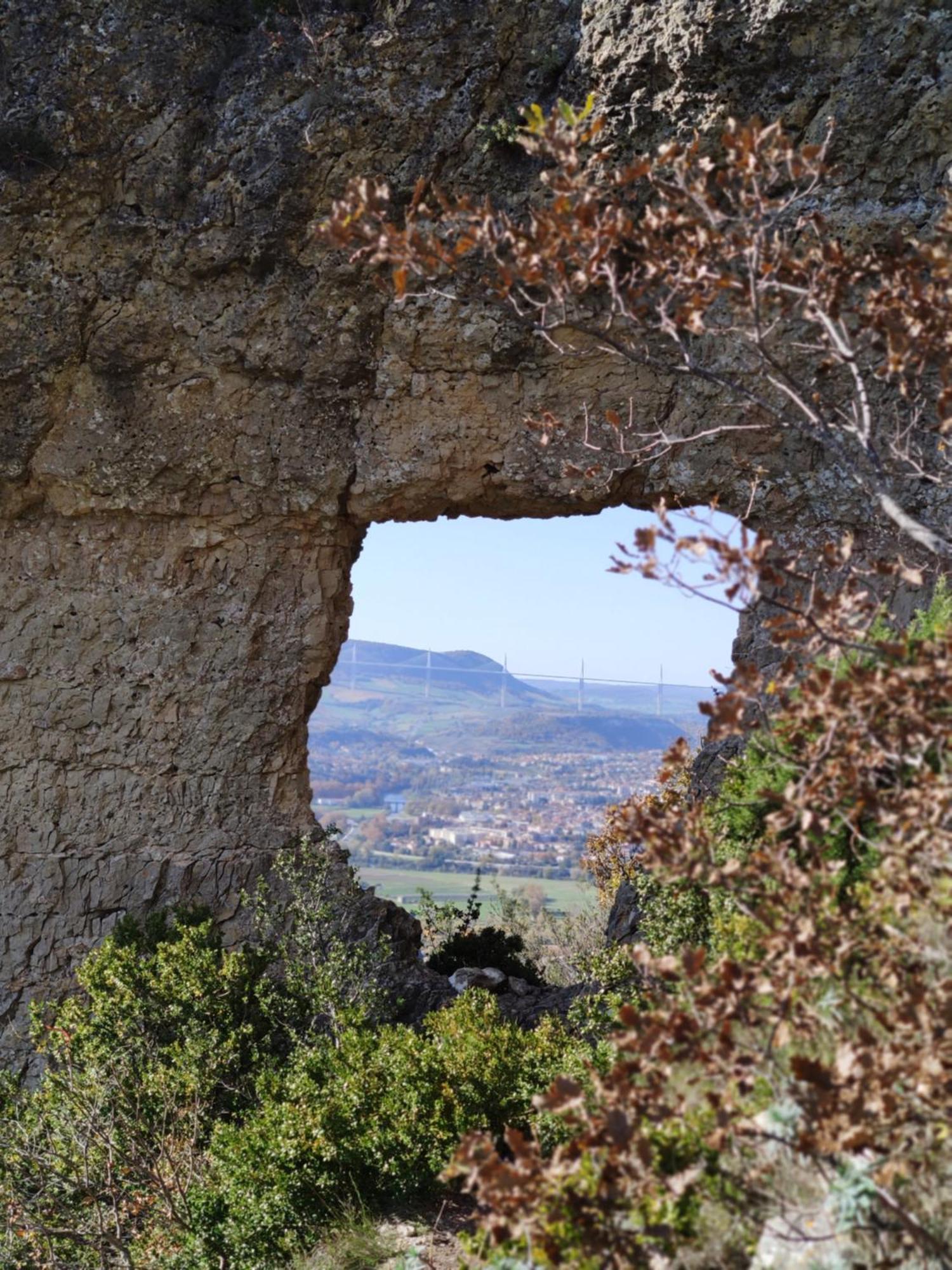 Sous Les Toits De Millau - Appartement Cosy Et Chaleureux Bagian luar foto